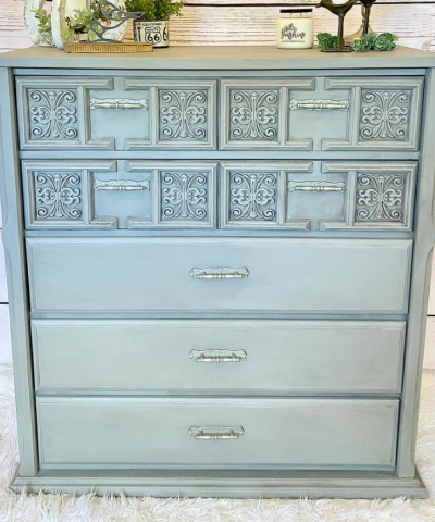 dresser 3